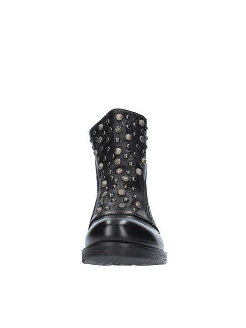 Leather and studded ankle boots model 32525/4 JP/DAVID | 32525/4 BORCHIENERO